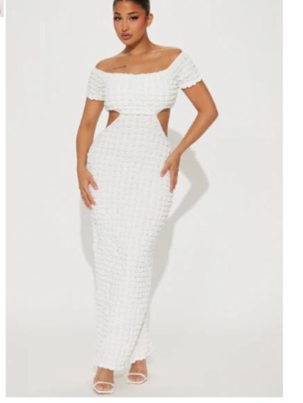 SEXY🔥🔥Bubble Pattern Off the Shoulder Cut Out Gown NWT